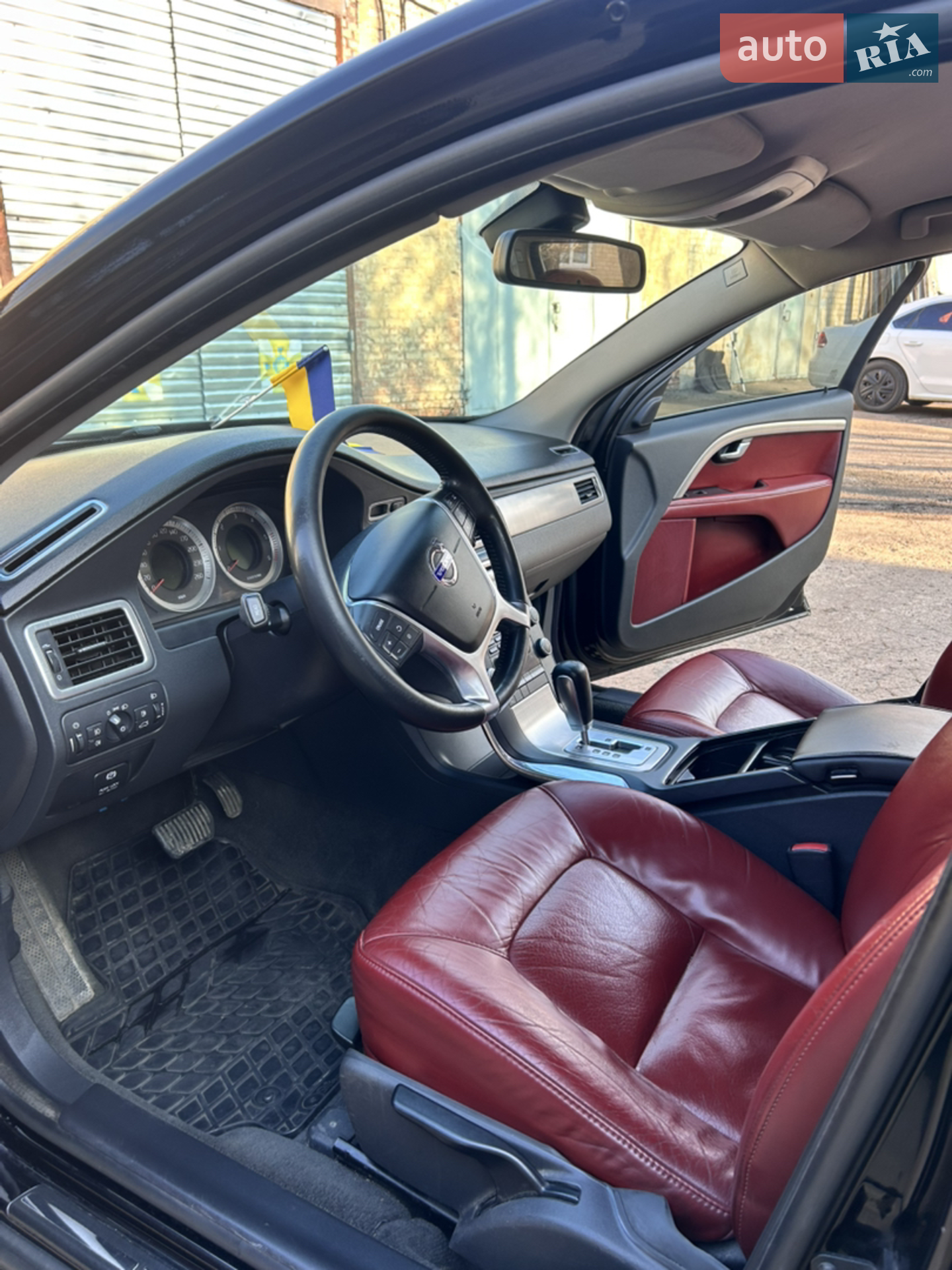 2011 Volvo V70 - мініатюра 18
