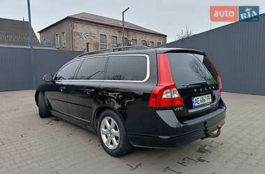 Универсал Volvo V70 2010 в 