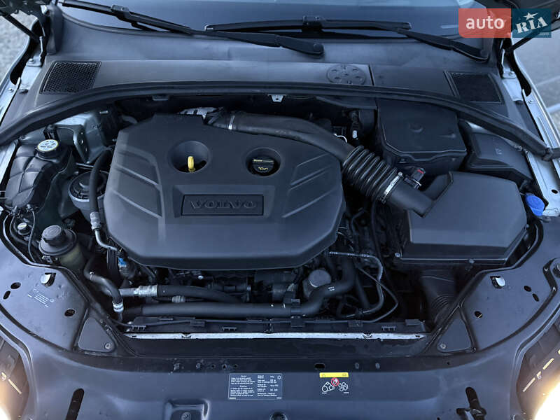 Універсал Volvo V70 2010 в Калуші