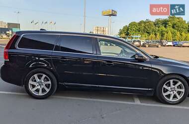 Универсал Volvo V70 2014 в 