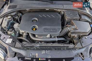Универсал Volvo V70 2014 в 