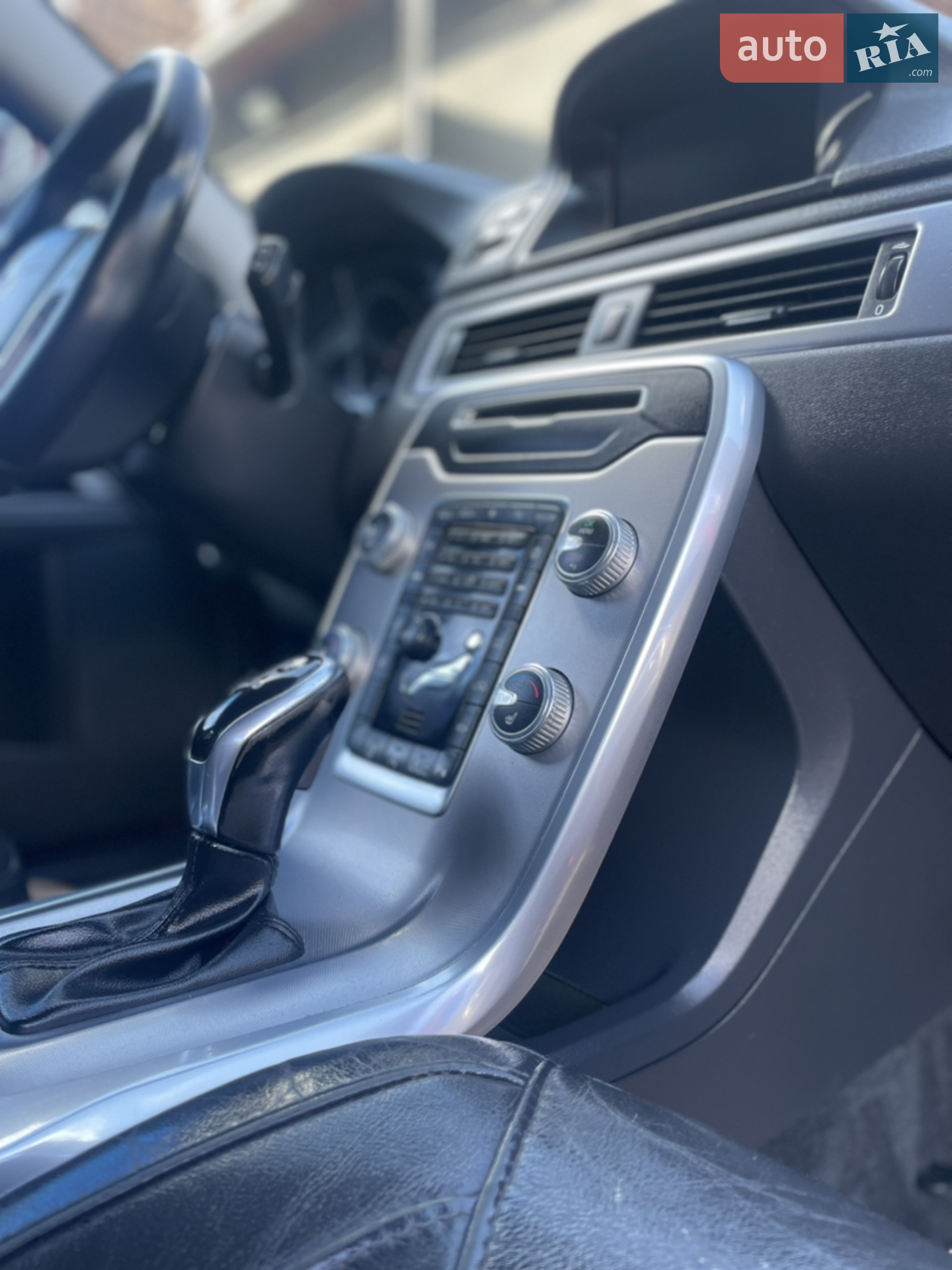 2015 Volvo V70 - мініатюра 12