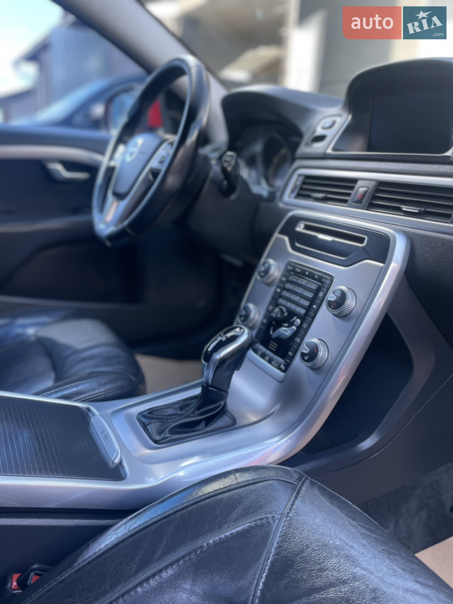 2015 Volvo V70 - мініатюра 16