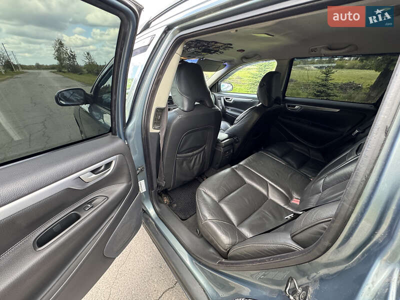 Універсал Volvo V70 2000 в Рівному