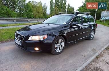 Універсал Volvo V70 2010 в Летичіві