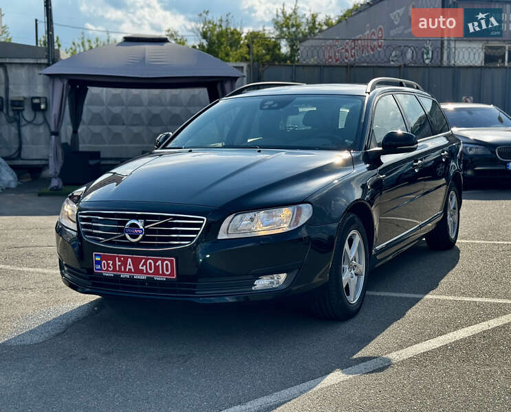 Volvo V70 2015