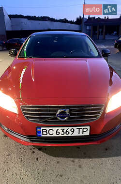 Універсал Volvo V70 2015 в Львові