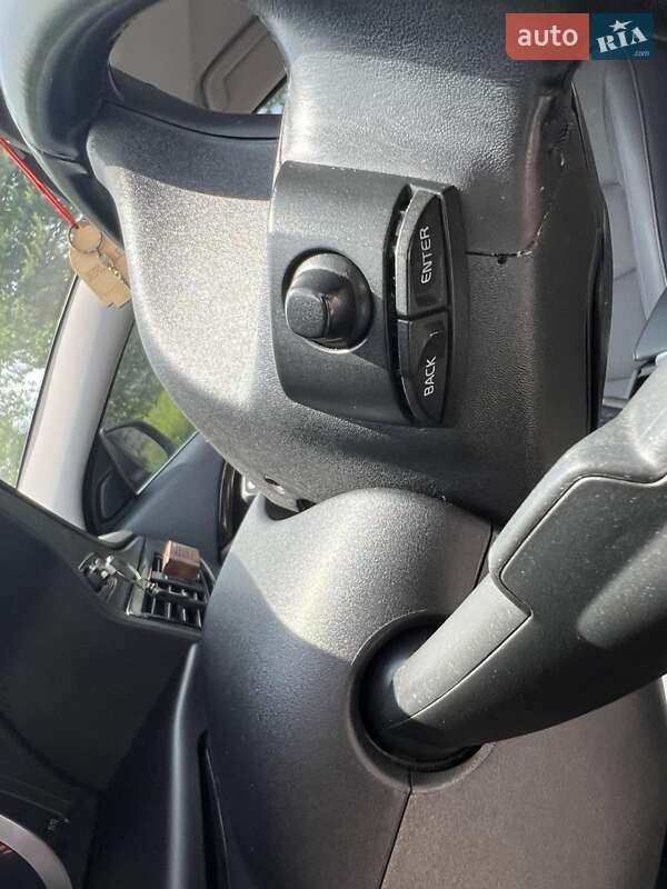 Універсал Volvo V70 2011 в Маневичах