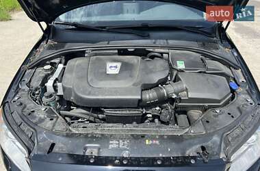 Универсал Volvo V70 2011 в 