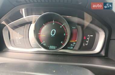 Универсал Volvo V70 2013 в 