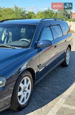 Универсал Volvo V70 2002 в 