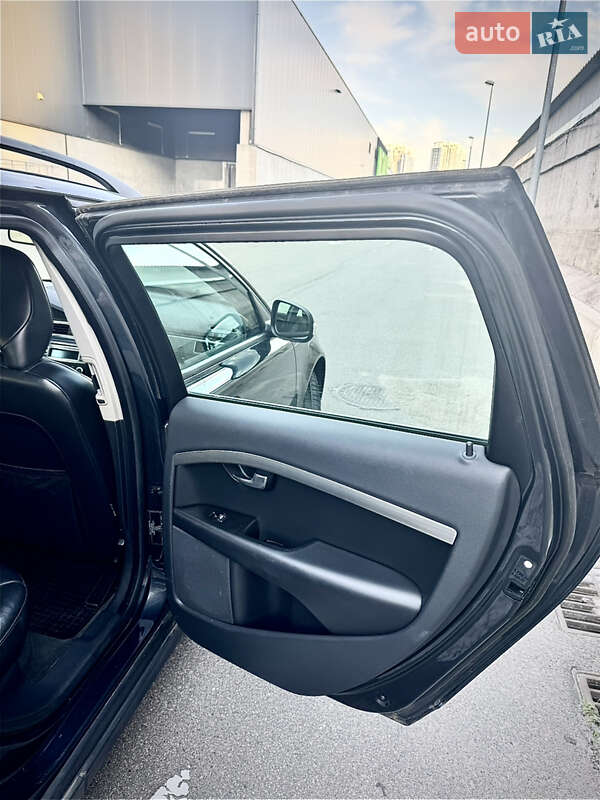 Универсал Volvo V70 2009 в Киеве