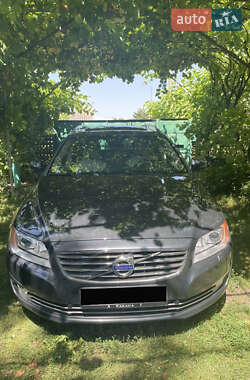 Універсал Volvo V70 2014 в Краснограді