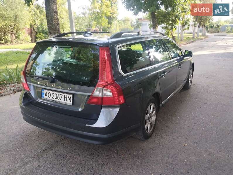 Универсал Volvo V70 2010 в Луцке