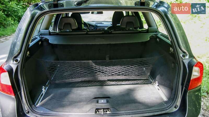 Универсал Volvo V70 2010 в Луцке
