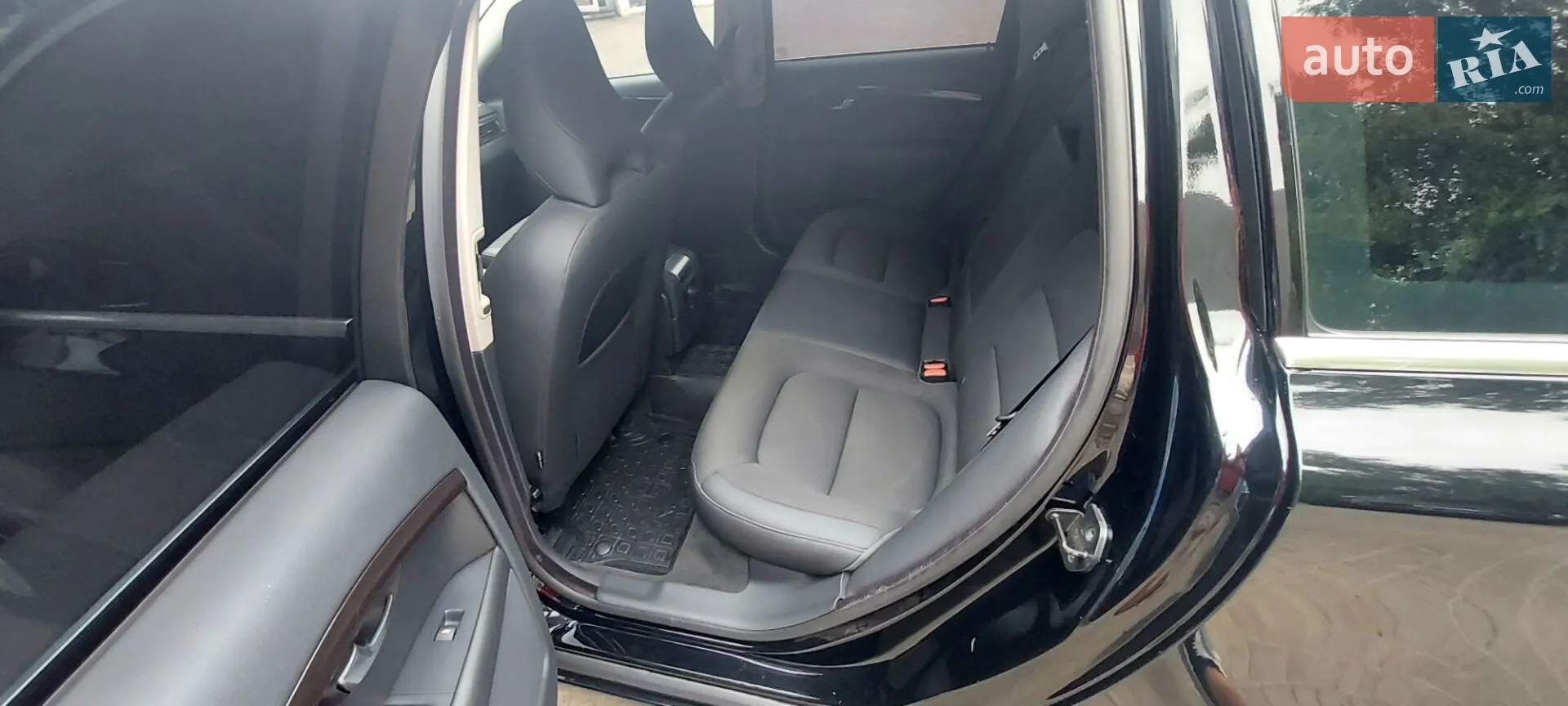 2011 Volvo V70 - мініатюра 15