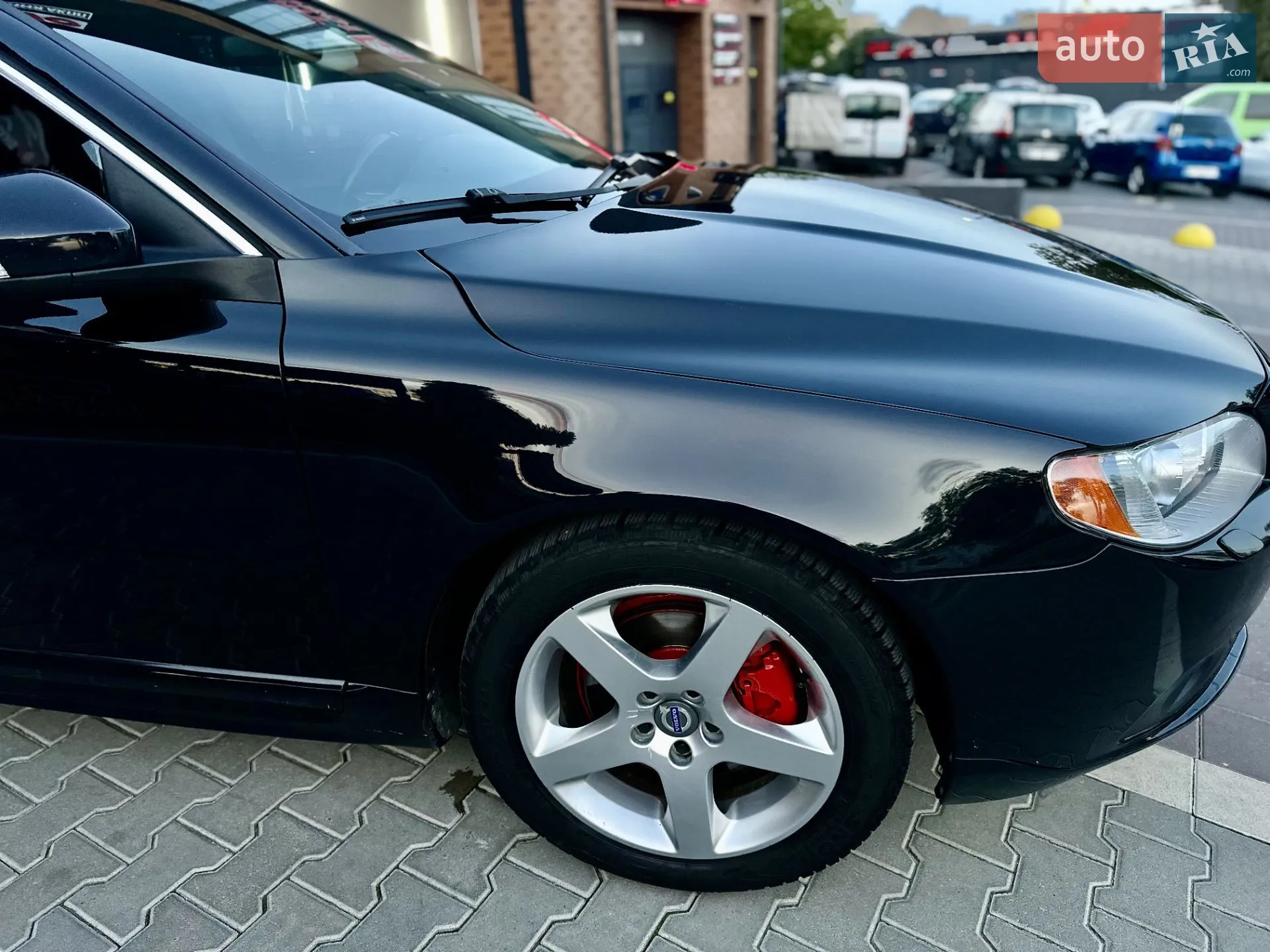 2010 Volvo V70 - мініатюра 2