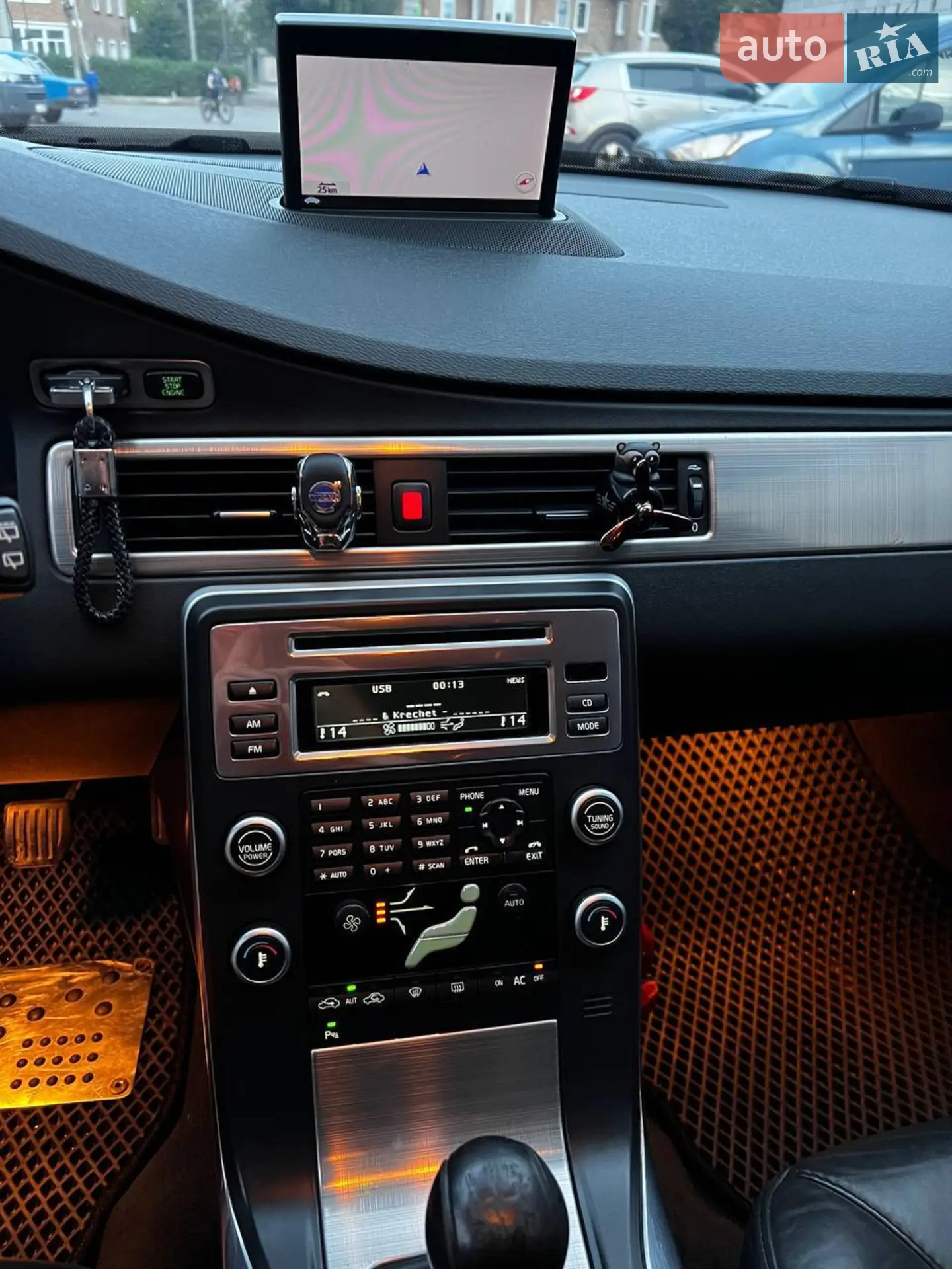 2010 Volvo V70 - мініатюра 30