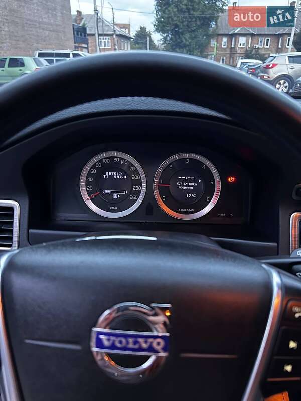 Универсал Volvo V70 2010 в Казатине