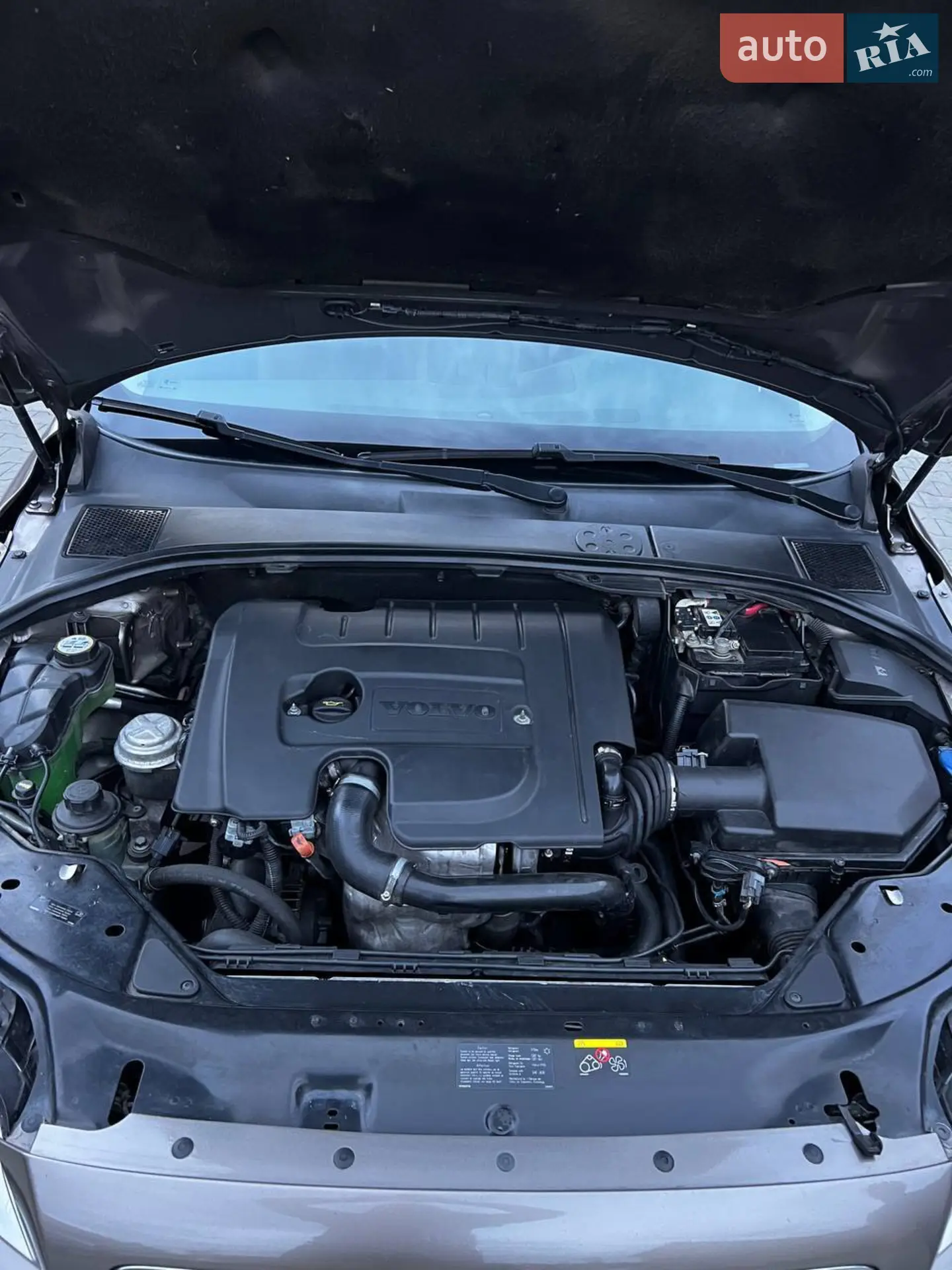 2010 Volvo V70 - мініатюра 19