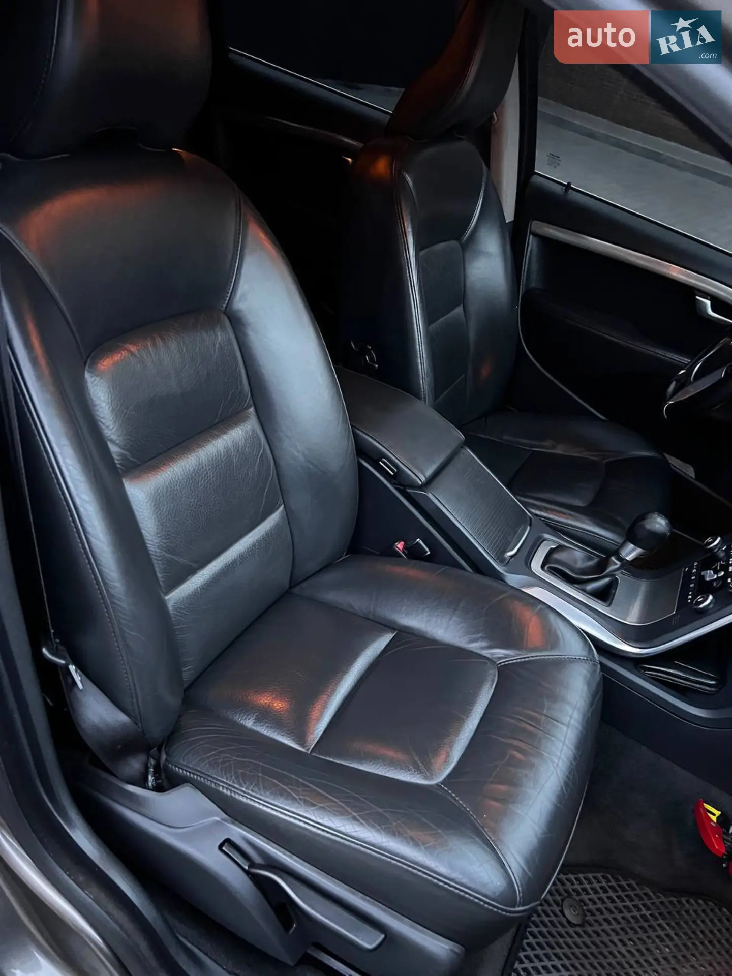 2010 Volvo V70 - мініатюра 29