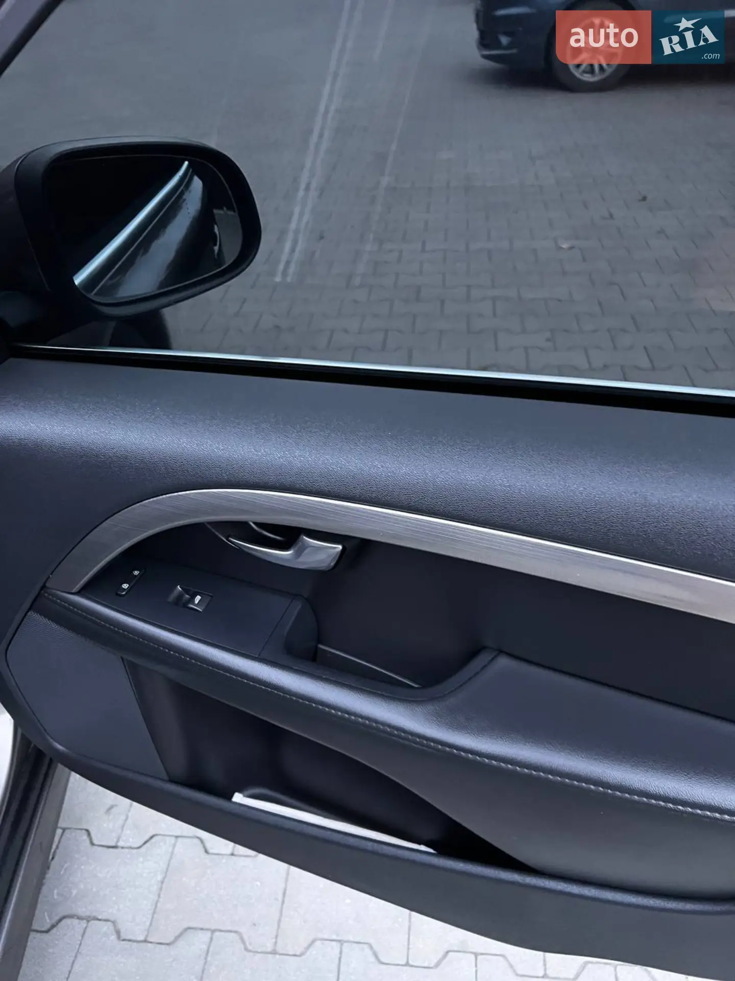 2010 Volvo V70 - мініатюра 28