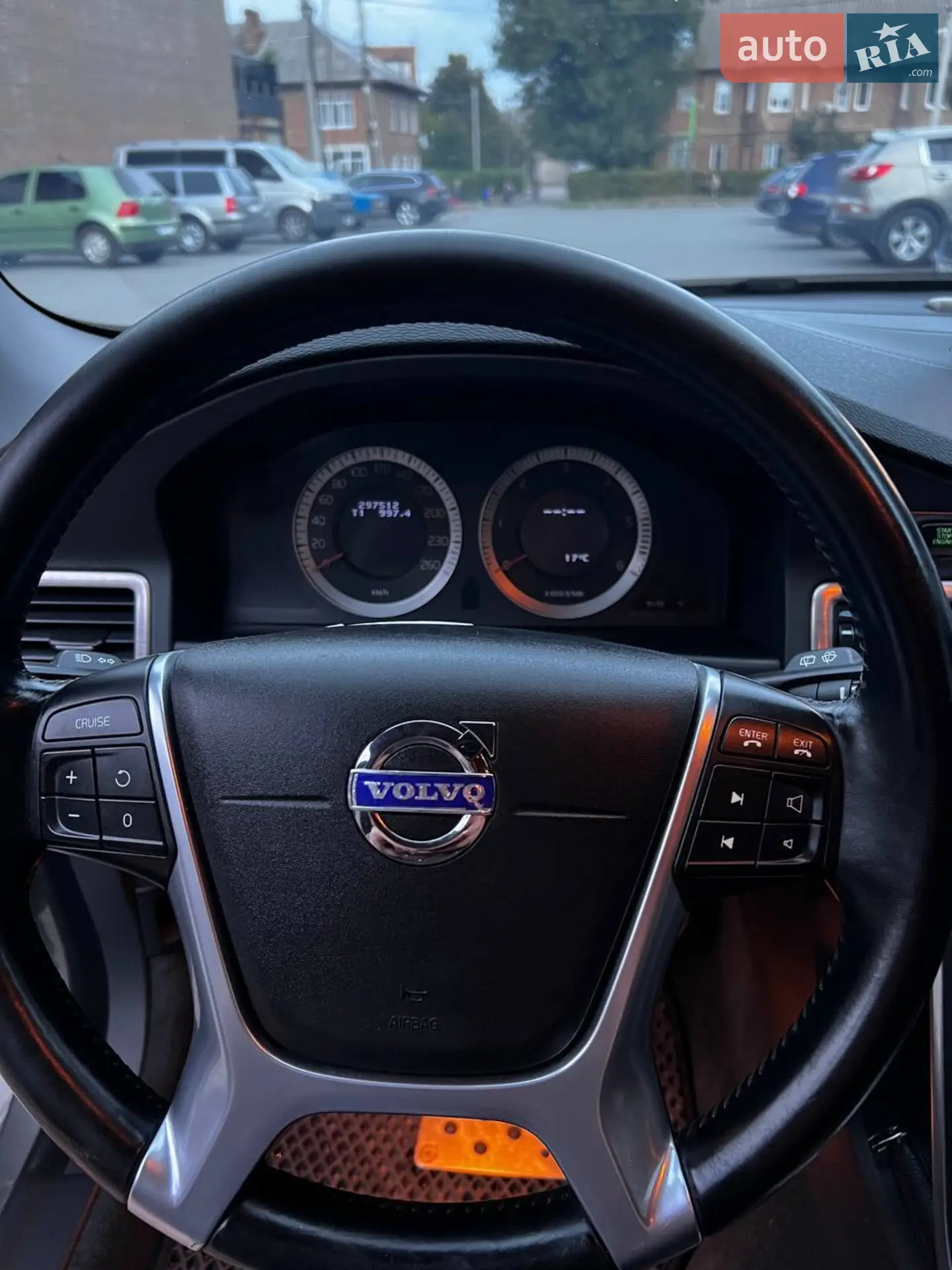 2010 Volvo V70 - мініатюра 16