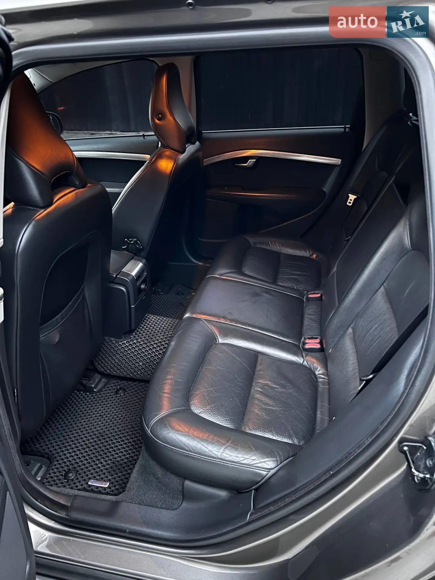 2010 Volvo V70 - мініатюра 33
