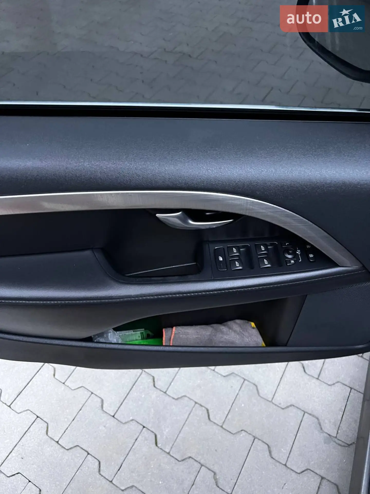 2010 Volvo V70 - мініатюра 24