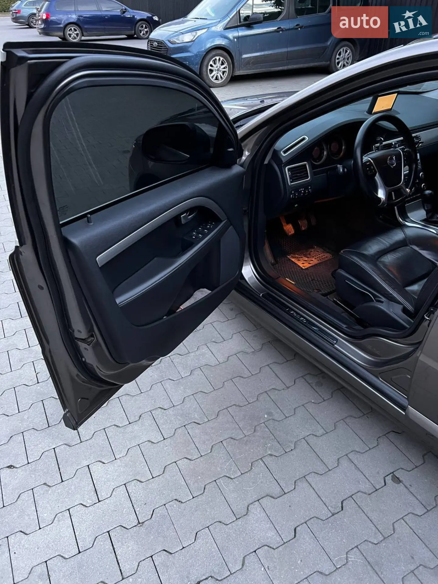 2010 Volvo V70 - мініатюра 21