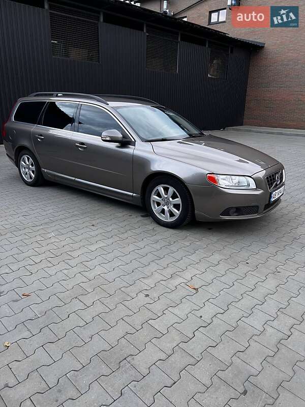 Универсал Volvo V70 2010 в Казатине