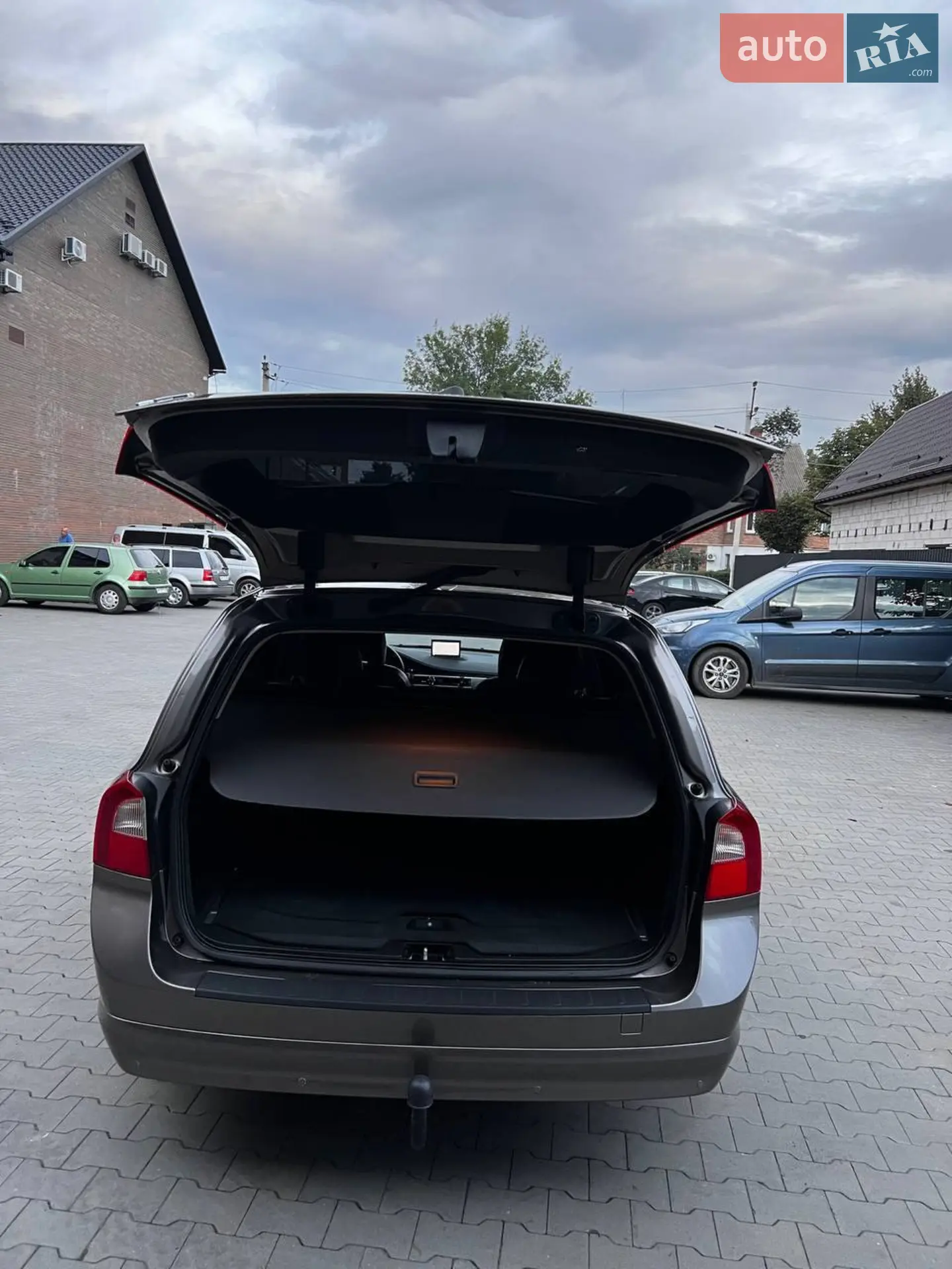 2010 Volvo V70 - мініатюра 39