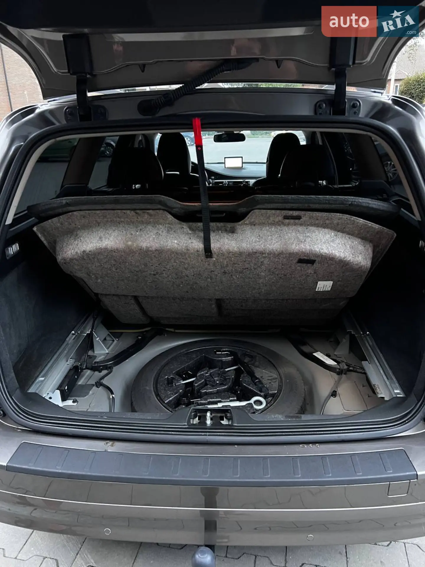 2010 Volvo V70 - мініатюра 45