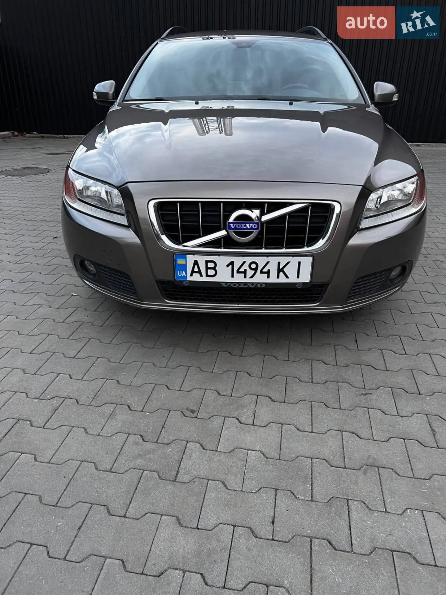 2010 Volvo V70 - мініатюра 6