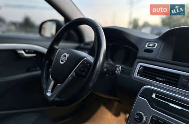 Универсал Volvo V70 2015 в 