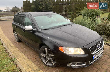 Универсал Volvo V70 2012 в 