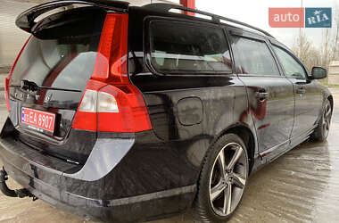 Универсал Volvo V70 2012 в 