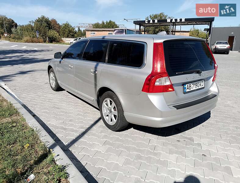 Універсал Volvo V70 2013 в Вінниці