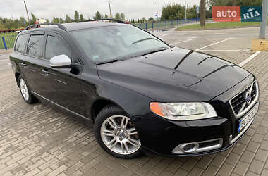 Универсал Volvo V70 2012 в 
