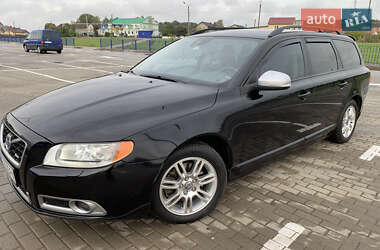 Универсал Volvo V70 2012 в 