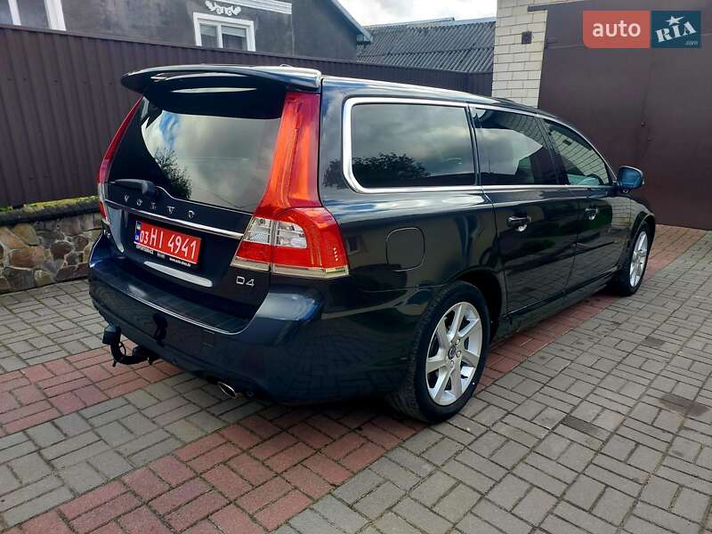 Універсал Volvo V70 2015 в Бродах