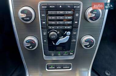 Универсал Volvo V70 2015 в 