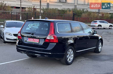 Универсал Volvo V70 2011 в 