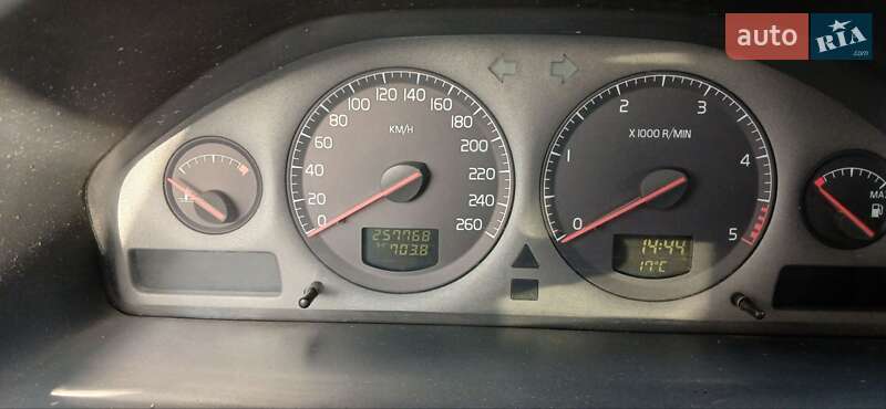 Универсал Volvo V70 2002 в Львове фото 11 Универсал Volvo V70 2002 в Львове