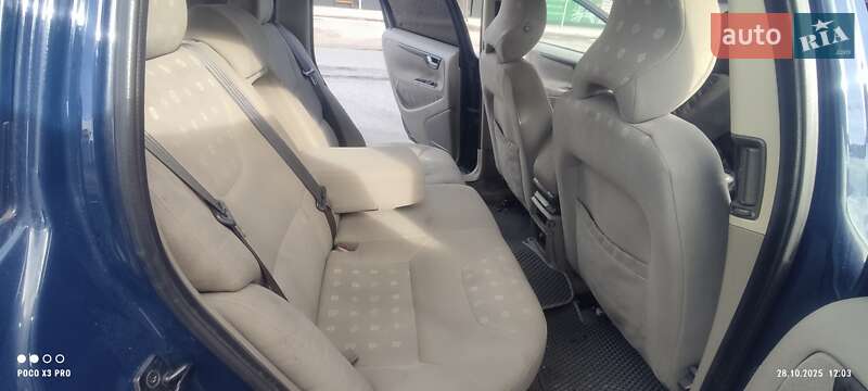 Универсал Volvo V70 2003 в Черкассах