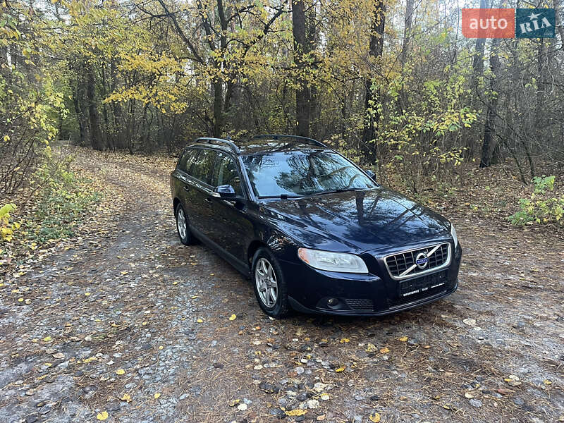 Volvo V70 2010 Volvo V70 2010