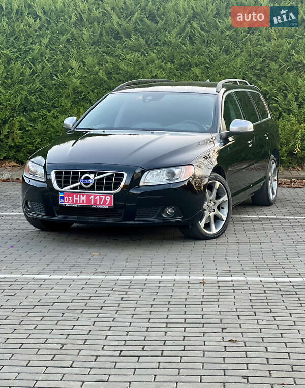 Volvo V70 2013