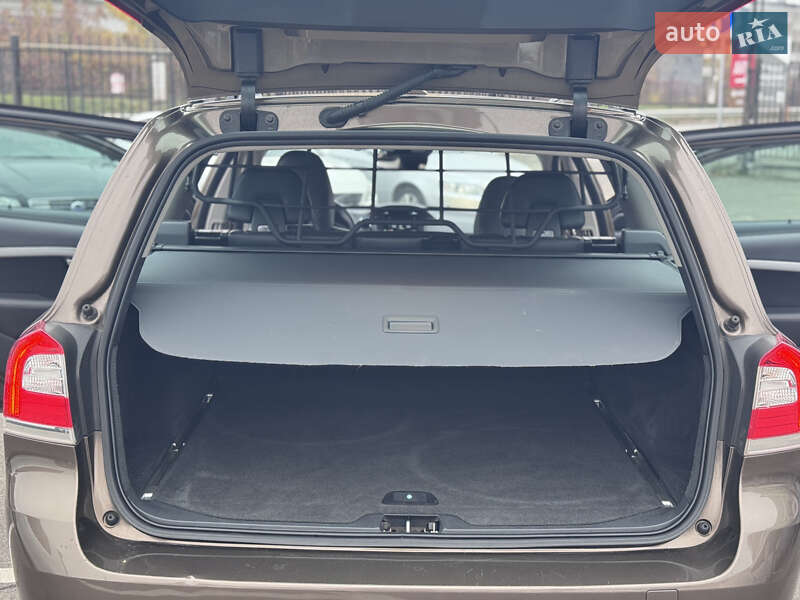Універсал Volvo V70 2015 в Києві