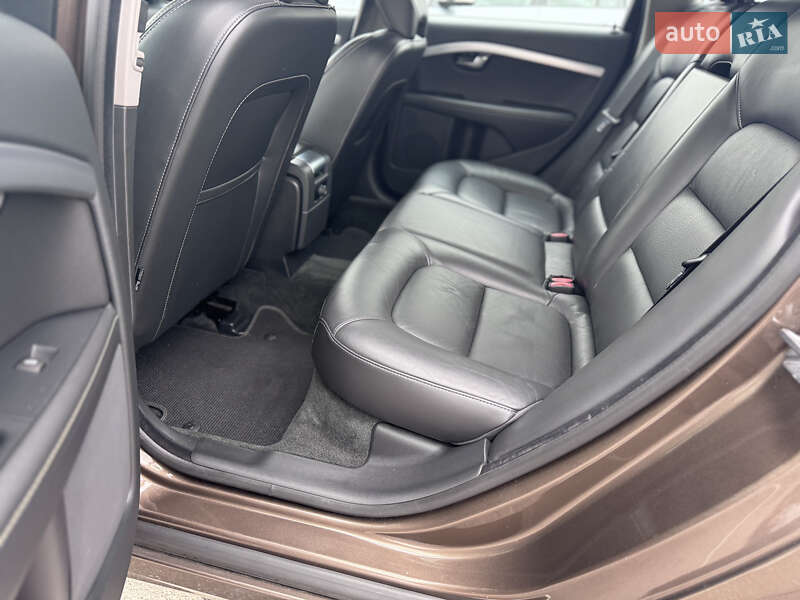 Універсал Volvo V70 2015 в Києві