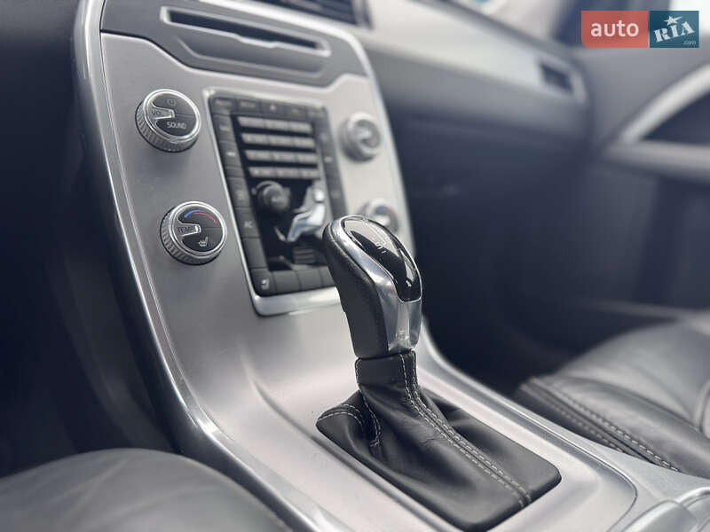 Універсал Volvo V70 2015 в Києві